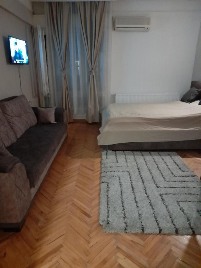 Mario Sunce Apartmani Ni Buitenkant foto